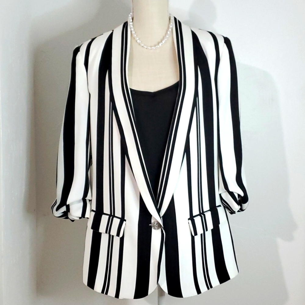 Women's Black & White Stripe Blazer